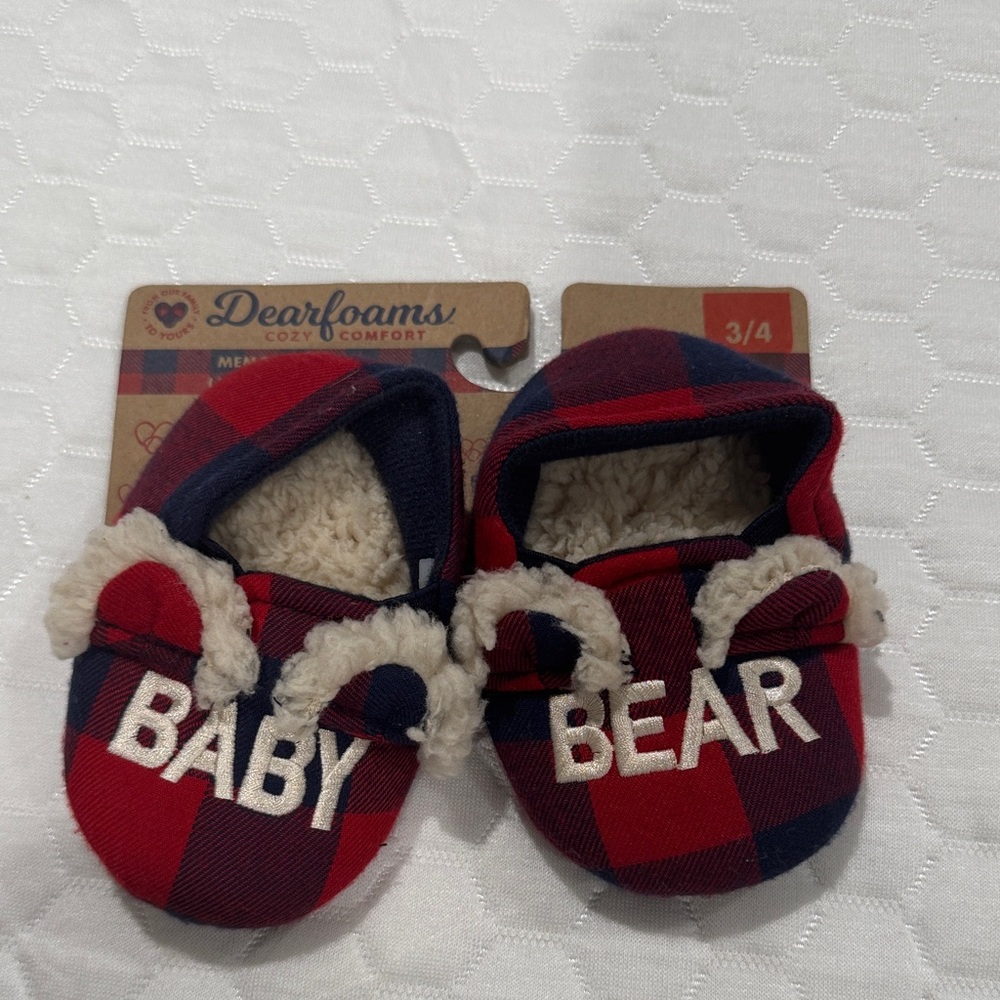 Dearfoams Red and Black Baby Slippers
